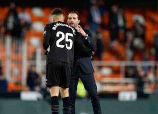 El adiós de Mamardashvili en el vestuario sonó a un ‘hasta siempre’ el-adis-de-mamardashvili-en-el-vestuario-son-a-un-hasta-siempre