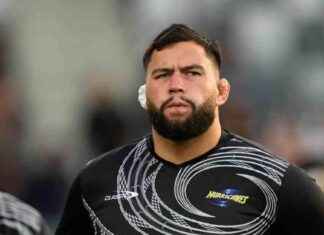 Lomax back for the Hurricanes’ semi-final side lomax-back-for-the-hurricanes-semi-final-side