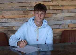 Jac Norris signs first professional contract with Newport CountyNewport County signs Jac Norris to first pro deal news-14062024-133009