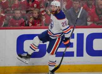 Thriving Connor Brown Boosts Edmonton Oilers in Stanley Cup Final news-22062024-025249