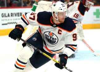 Florida Panthers vs. Edmonton Oilers: Game 3 Stanley Cup Final Betting Odds news-22062024-025650