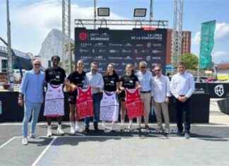 Presentado el Open de La Línea de la Concepción en la plaza de la Constitución presentado-el-open-de-la-lnea-de-la-concepcin-en-la-plaza-de-la-constitucin