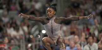 simone-biles-atrapa-su-9no-ttulo-nacional-y-da-aliento-a-la-campeona-olmpica-sunisa-lee
