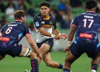 The Brumbies re-sign a matured Noah Lolesio courtesy of France stint the-brumbies-re-sign-a-matured-noah-lolesio-courtesy-of-france-stint