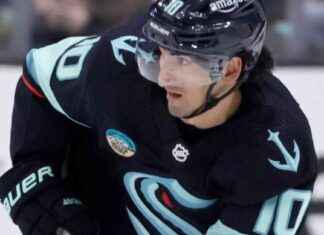 Seattle Kraken Lock in Matty Beniers with Seven-Year Contract Extension news-21082024-002554