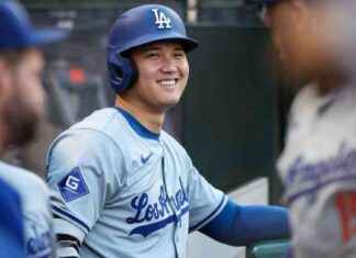 Shohei Ohtani’s Return to Angel Stadium Receives Standing Ovation news-05092024-023659
