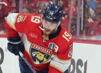 Matthew Tkachuk of Carolina Panthers sidelined for a week by illness news-14102024-193135