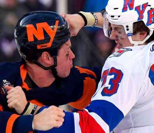New Title: New York Islanders sign forward Matt Martin to 1-year contract news-27102024-025506