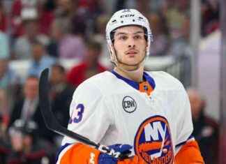 Mathew Barzal placed on long-term IR by New York Islanders news-03112024-074440