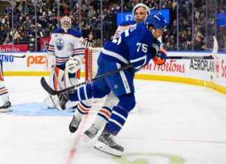 Toronto Maple Leafs’ Ryan Reaves Suspended 5 Games for Misconduct – ESPN news-18112024-035114