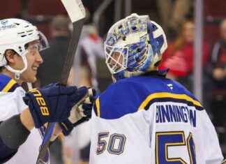 Jordan Binnington Breaks Record as St. Louis Blues’ Winningest Goalie news-28112024-114234