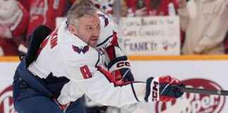 alex-ovechkin-breaks-record-with-goal-no-873