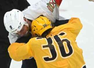 Sam Bennett Achieves ‘Gordie Howe Hat Trick’ in Panthers Victory sam-bennett-achieves-gordie-howe-hat-trick-in-panthers-victory