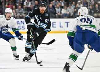 NHL Playoff Standings: Western Wild-Card Race Update nhl-playoff-standings-western-wild-card-race-update