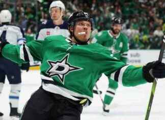 Mikael Granlund’s First Career Hat Trick Leads Dallas Stars to Victory mikael-granlunds-first-career-hat-trick-leads-dallas-stars-to-victory