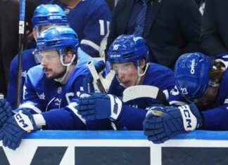 Toronto Maple Leafs Struggle Offensively in Game 5 Defeat against Florida Panthers toronto-maple-leafs-struggle-offensively-in-game-5-defeat-against-florida-panthers