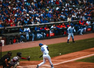 Chicago Blackhawks Games: Experience Thrilling Hockey Action Today!