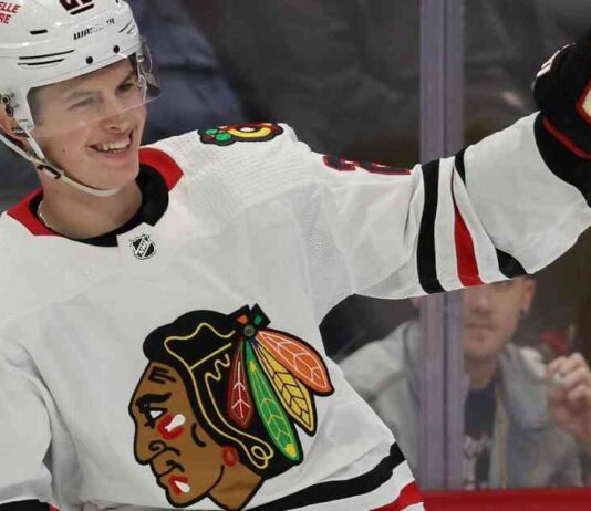 blackhawks-trade-reichel-to-canucks-for-2027-fourth-round-pick